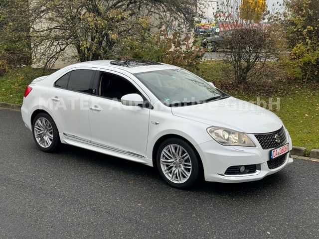 Suzuki Kizashi Sport 4x4 *TÜV* Automatik/1.Hand/Kamera