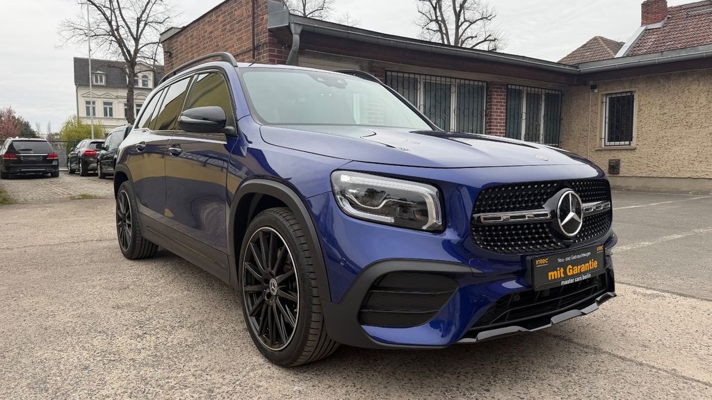 Mercedes-Benz GLB 220