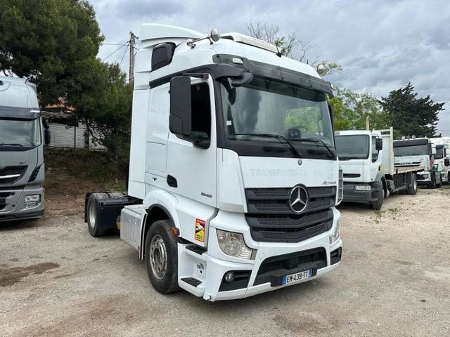 Mercedes-Benz Actros 1848