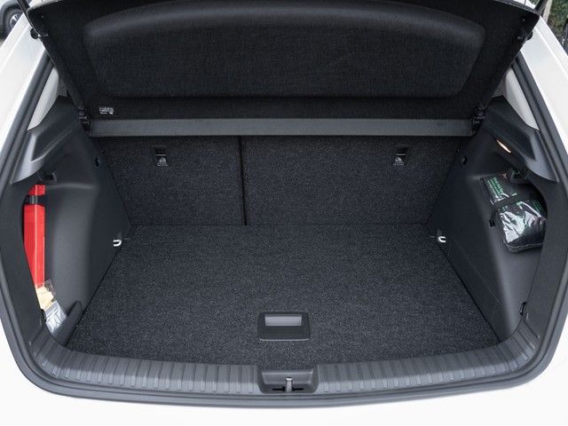 Fabia 1.0 TSI Tour KESSY+SOUND+WINTER