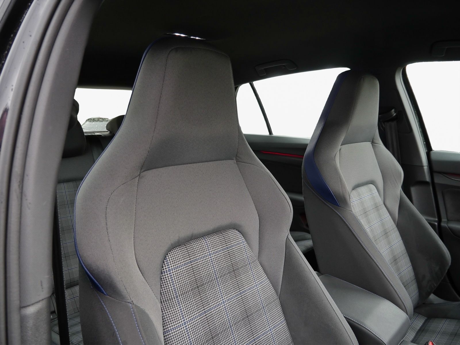 Volkswagen Golf - Bild 11