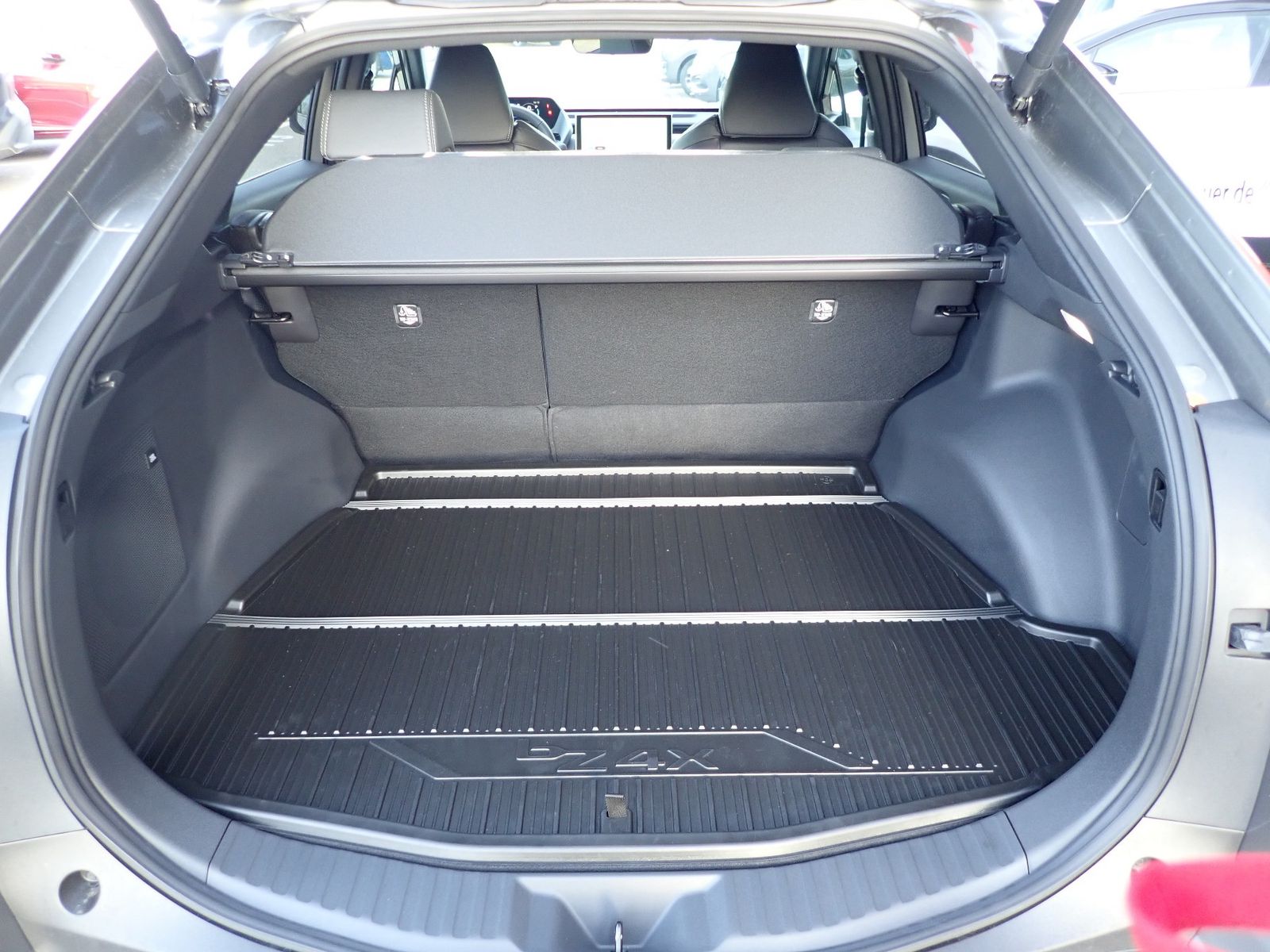 Fahrzeugabbildung Toyota bZ4X Comfort-Technikpaket