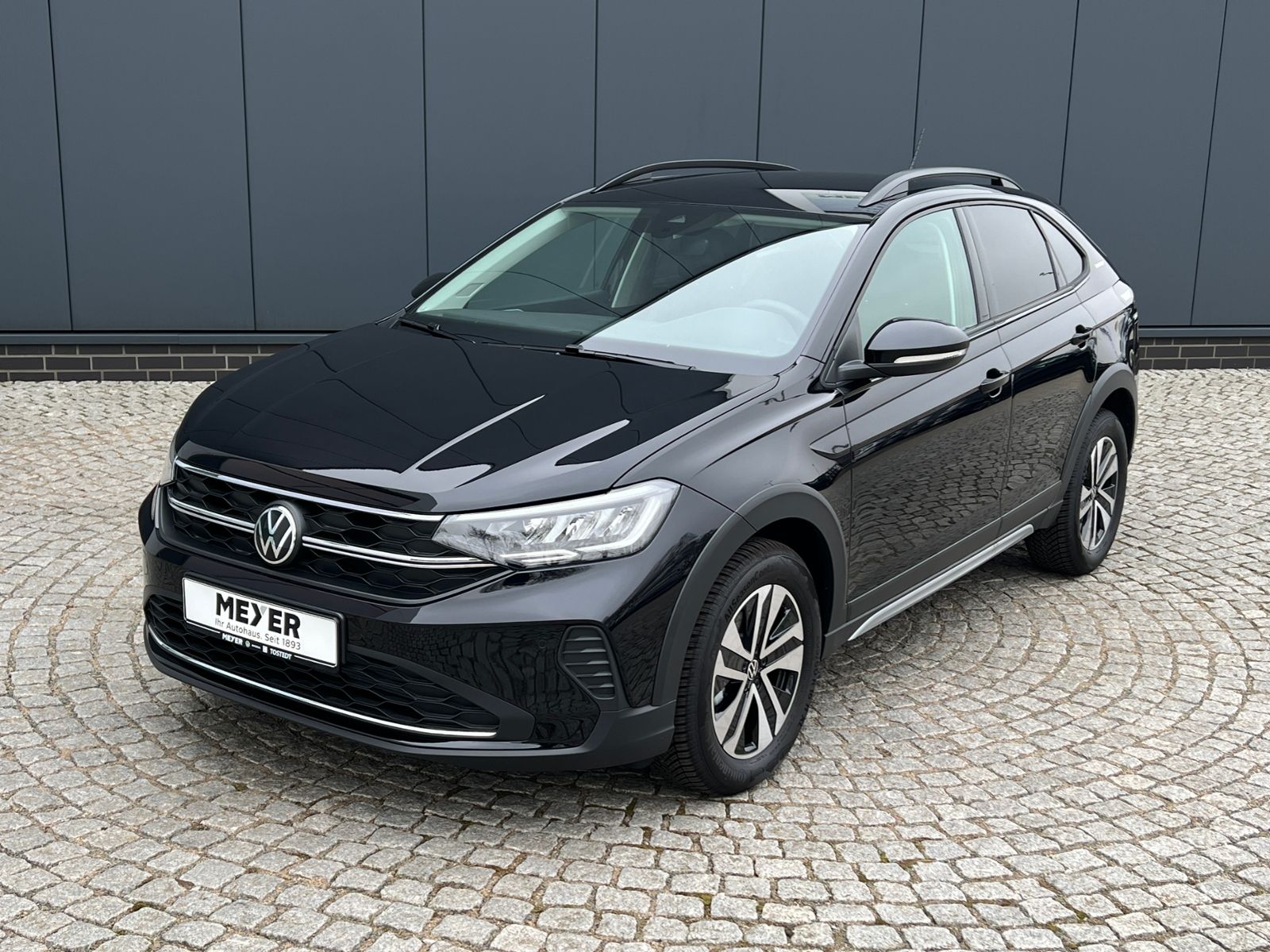 Fahrzeugabbildung Volkswagen Taigo  ENERGY 1.0 TSI DSG *AHK, Ganzjahresreifen