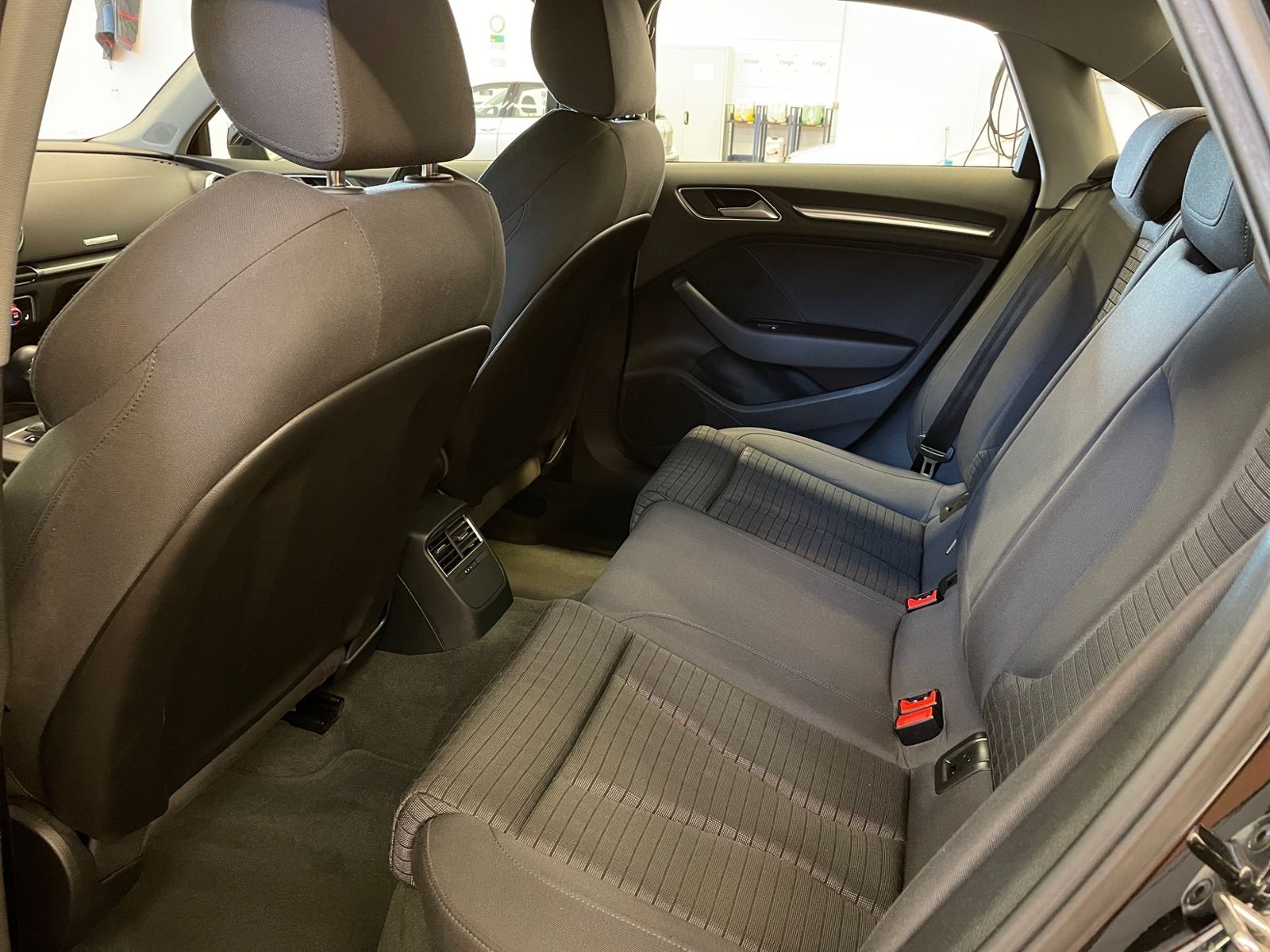 Audi A3 Limousine 35 TDI sport Technology Komfort foto 22