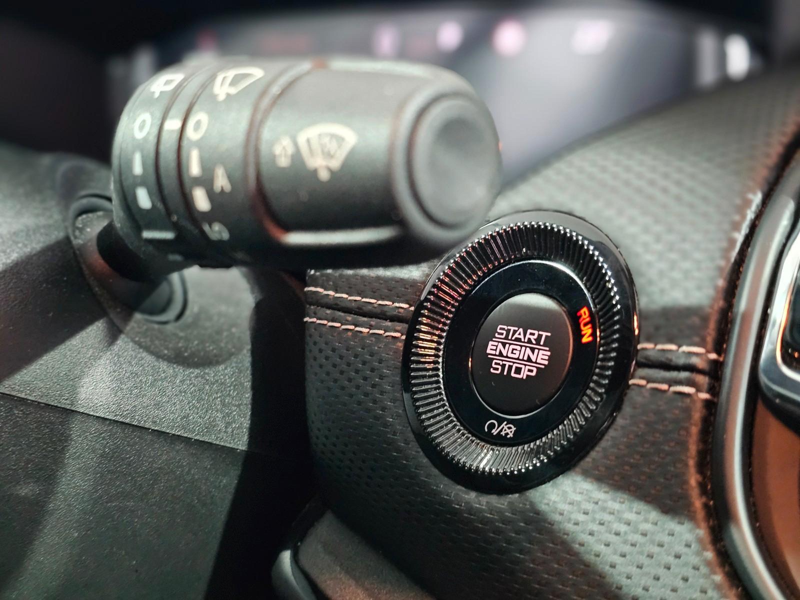 Jeep Compass Night Eagle Mild-Hybrid FWD*1.HAND