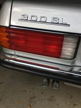 Mercedes-Benz SL 300, R 107  - Mercedes-Benz SL 300: R107