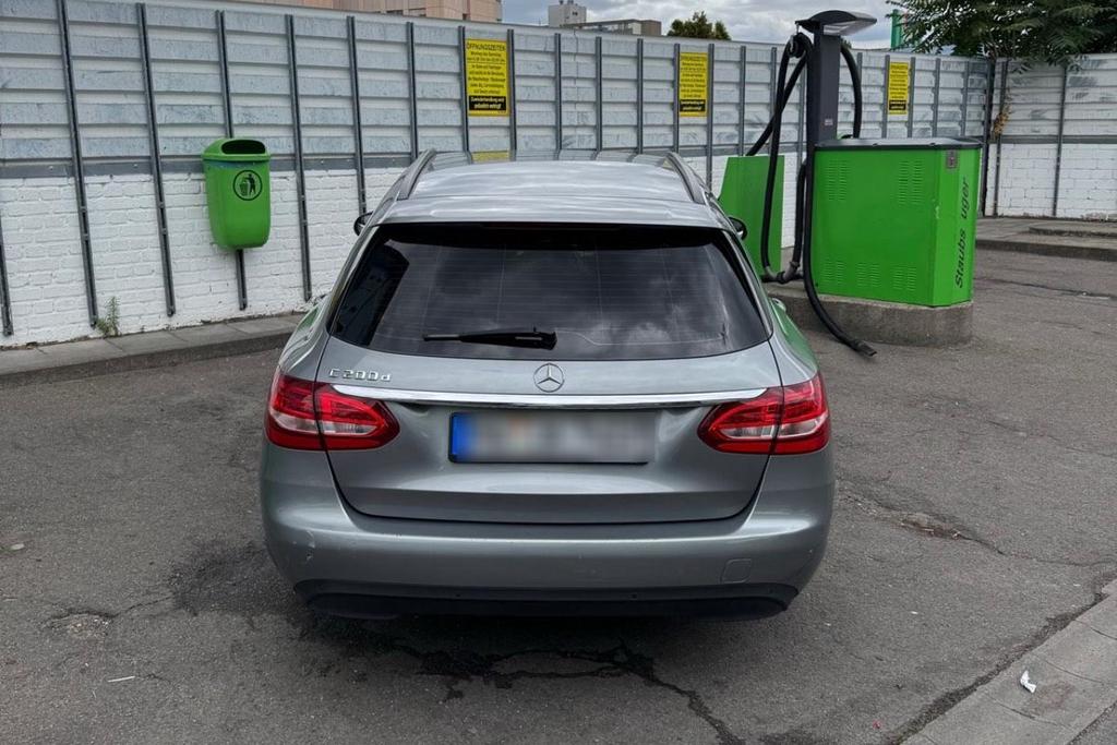 Mercedes-Benz C 200