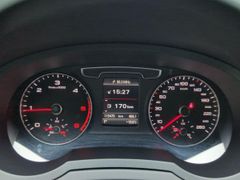 AUDI Q3 2.0 TDI quattro S tronic sport/Bose/AHK/DAB/