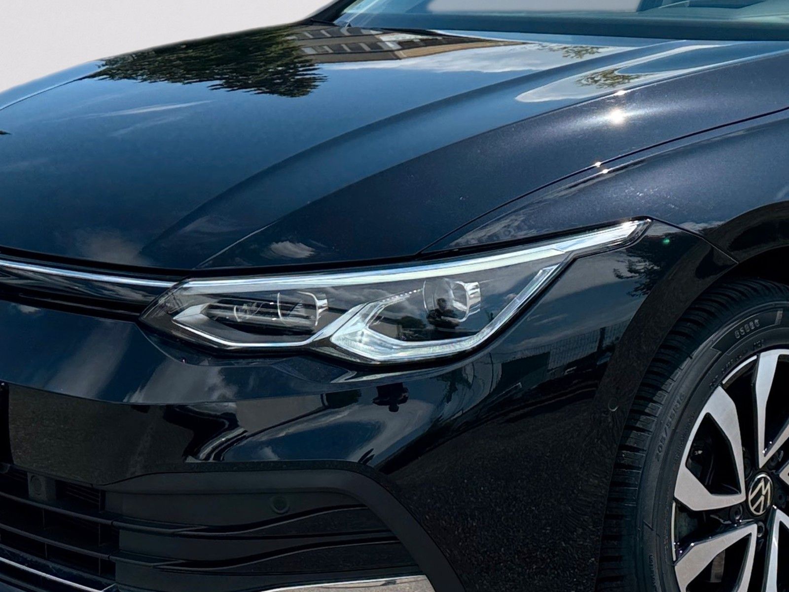 Fahrzeugabbildung Volkswagen Golf VIII Lim. Active 1.5 TSI