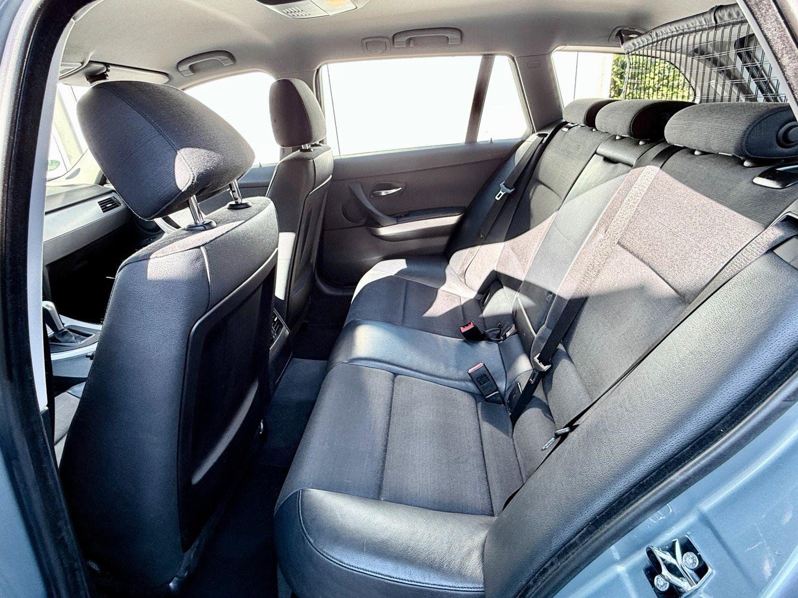 BMW 320 2006 — photo 11