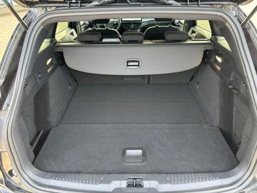 Ford Focus Turnier 1.5 Aut. ST-Line X NaviAHK