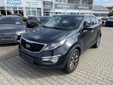 Fotografie Kia Sportage 1.6 GDI Dream Team 2WD - RFK - Navi- 8