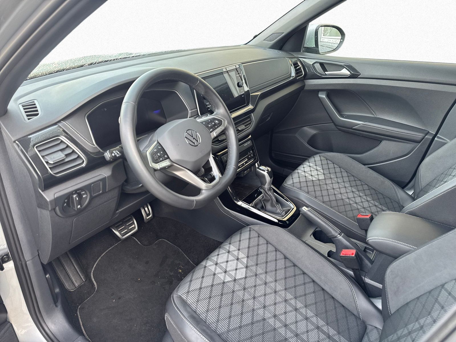Volkswagen T-Cross - Bild 9