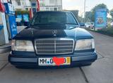 Mercedes-Benz E 220 AKTIV Aktiv - Mercedes-Benz E-Klasse: Aktiv