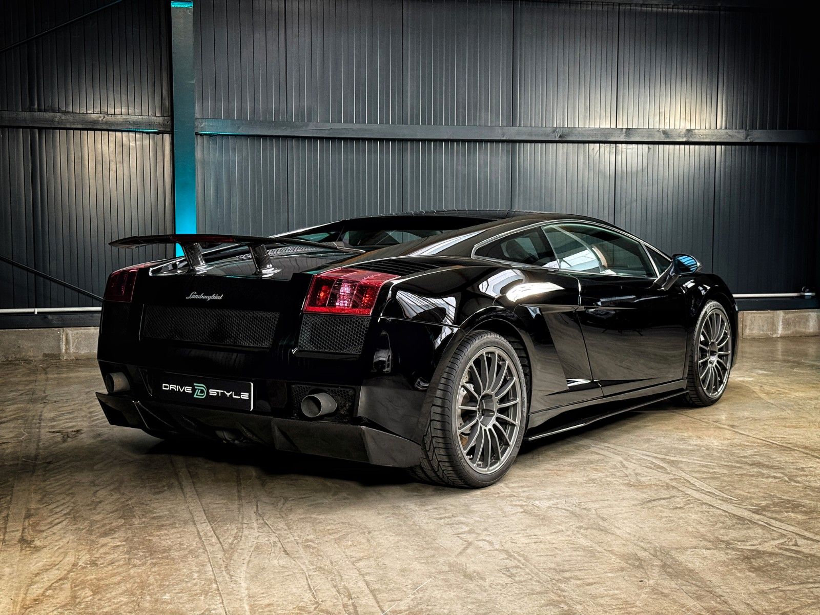 Fahrzeugabbildung Lamborghini Gallardo Superleggera LP + Lift + Schalensitze