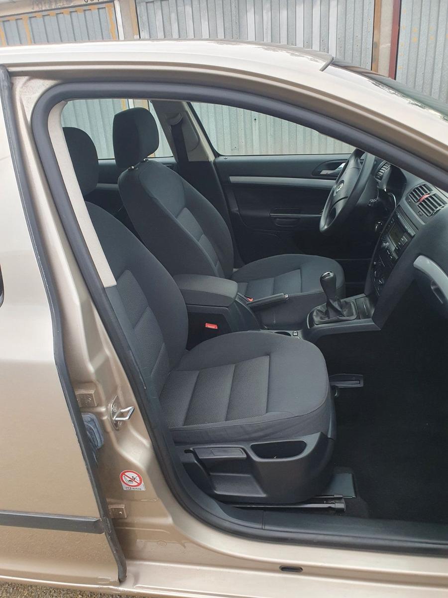 Skoda Octavia 2005 — photo 8