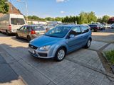 Vorschaubild Ford Focus Lim. Fun X*2.HD*KLIMA*STANDHZ*AHK*TÜV NEU*