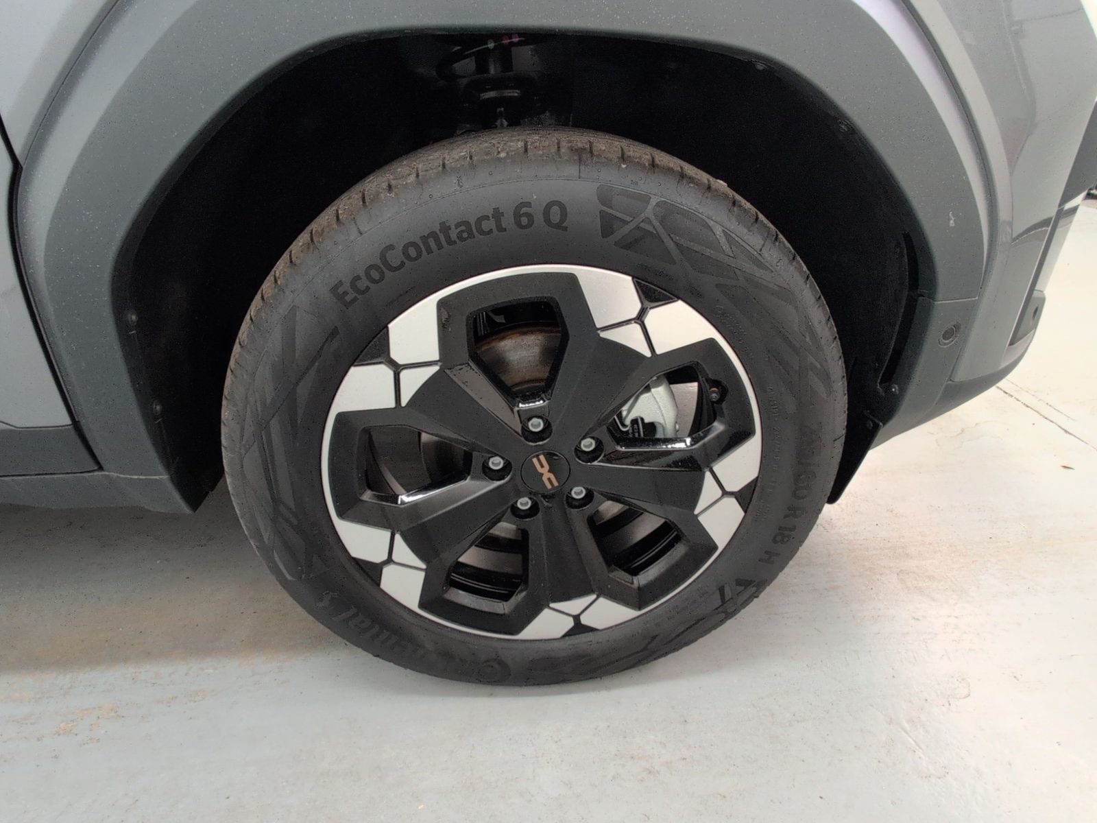 DACIA Bigster Extreme Hybrid 155 Zweifarblackierung – Bild 8