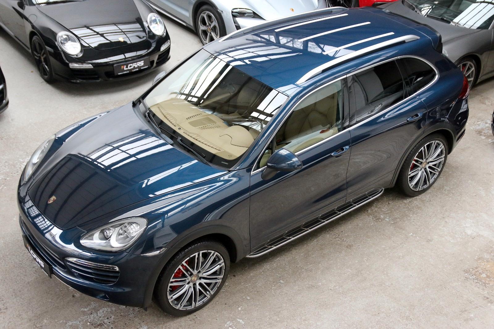 Porsche Cayenne Diesel PASM KomfortZugang Memory PDLS 21