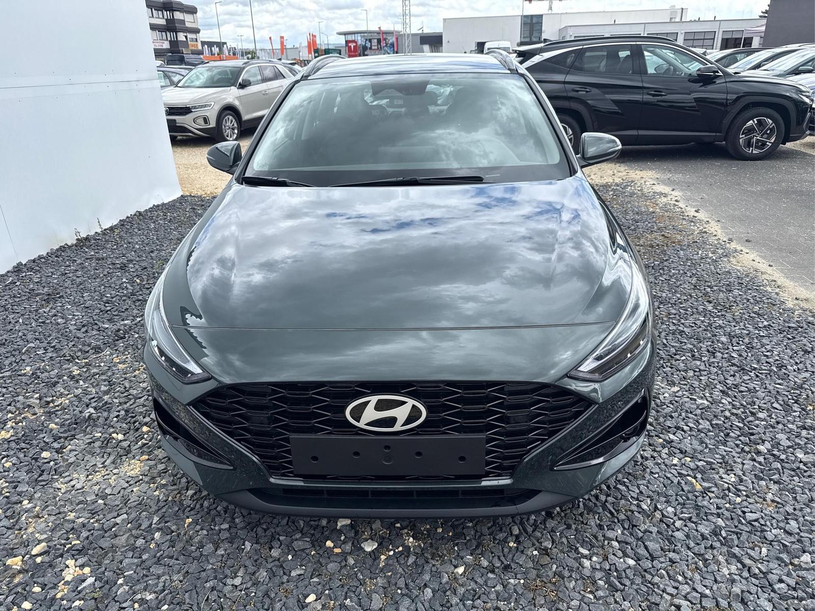 Hyundai i30 Kombi STYLE DCT NAVI WP ALU LED RFK PDC 1...