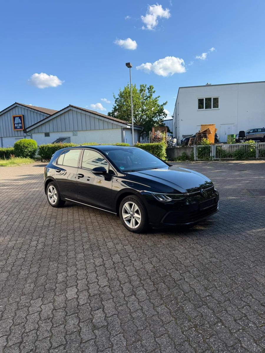 Volkswagen Golf VIII Lim. Life