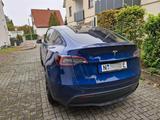 Tesla Model Y SR RWD AHK Mwst. ausweisbar - blaue Tesla Model Y