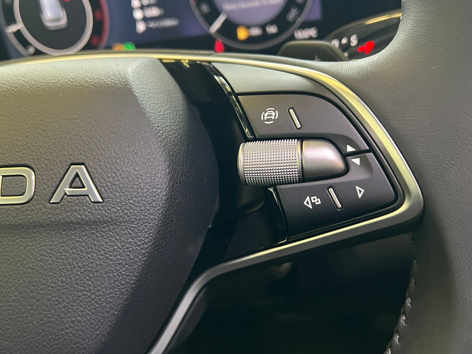 Fahrzeugabbildung SKODA Kodiaq Selection 2.0 TDI DSG *AHK, LED, Komfortp