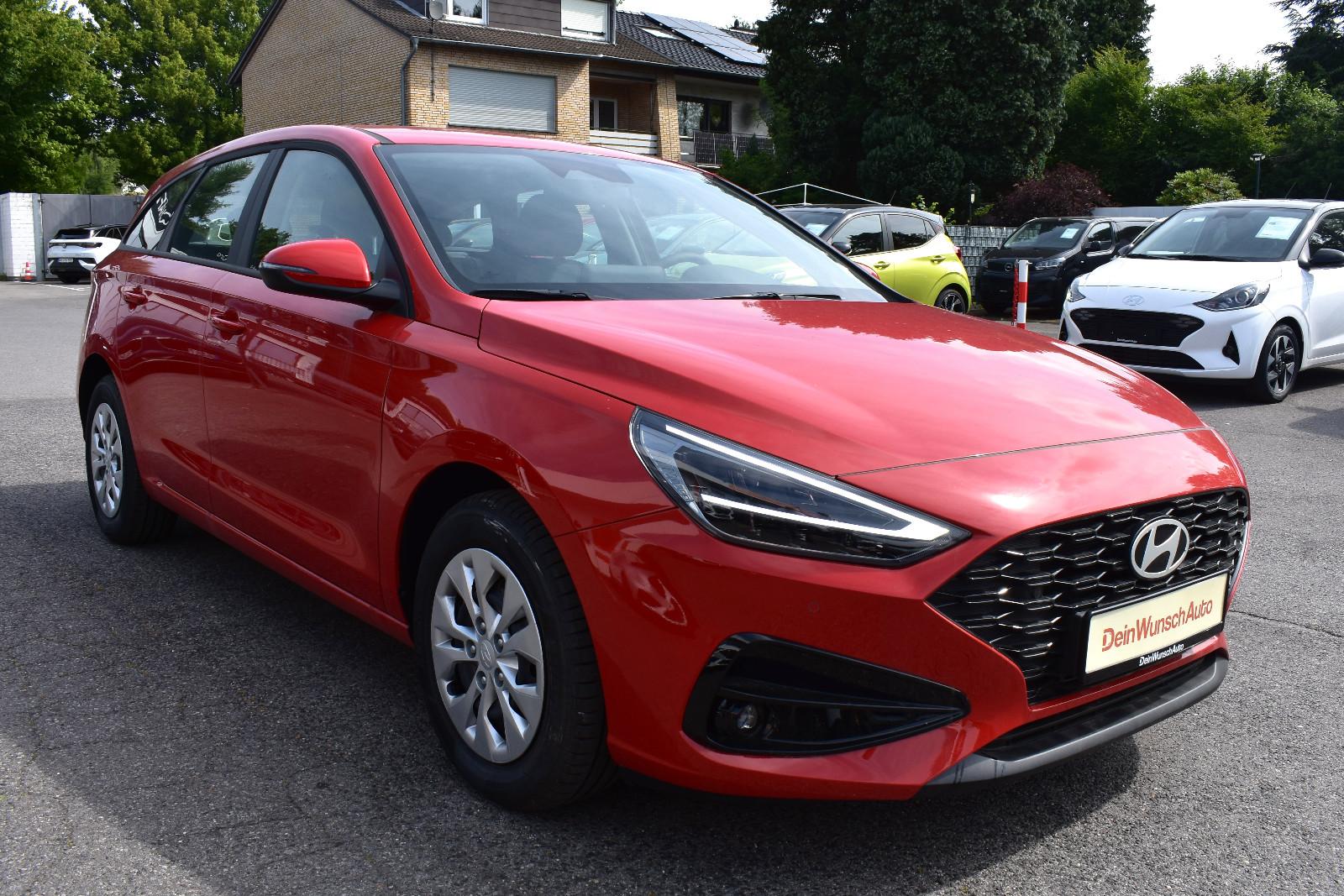 Hyundai i30 Kombi 1.5 TGDI 140PS DCT LED Navi Cam SOFORT