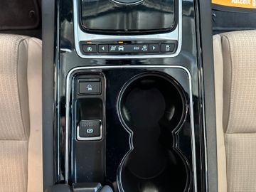MYAUTOCENTER – Gebraucht- und Jahreswagen mit Werkstattservice in Pfaffenhofen Jaguar XE Pure *LED*Keyless*2-Zonen*Tempo*Navi*
