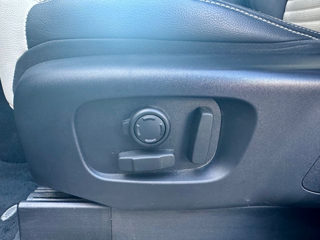 Land Rover Discovery 5 R-Dynamic SE D250 AWD — Bild 18