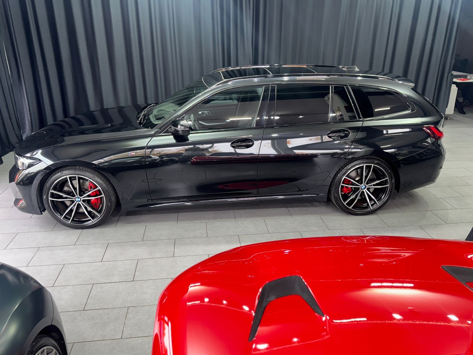 Fahrzeugabbildung BMW 320d M SPORT PRO Touring |PANO|HEAD-UP|AHK