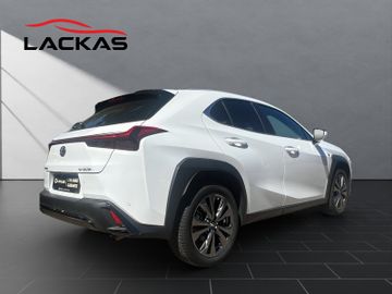 Lexus UX - 5