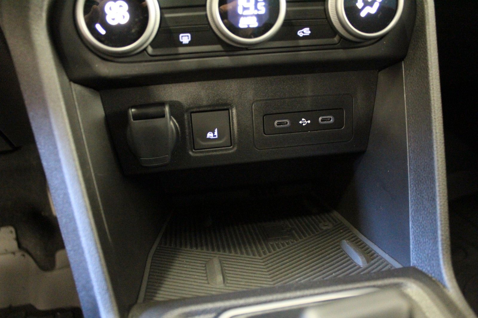 Fahrzeugabbildung Dacia Jogger Hybrid 155 Extreme 5-Sitzer MY 2026