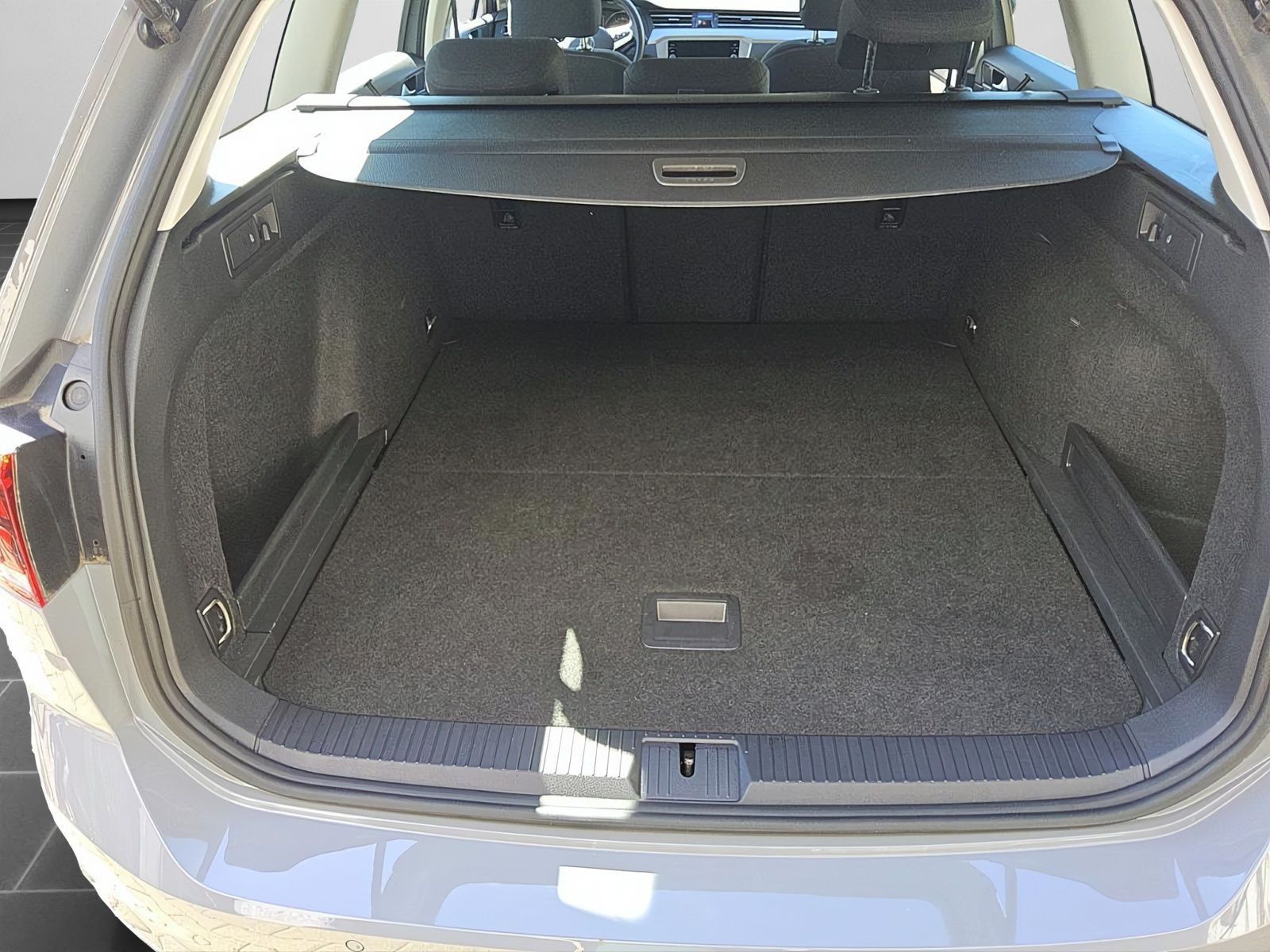 Volkswagen Passat Variant - Bild 5