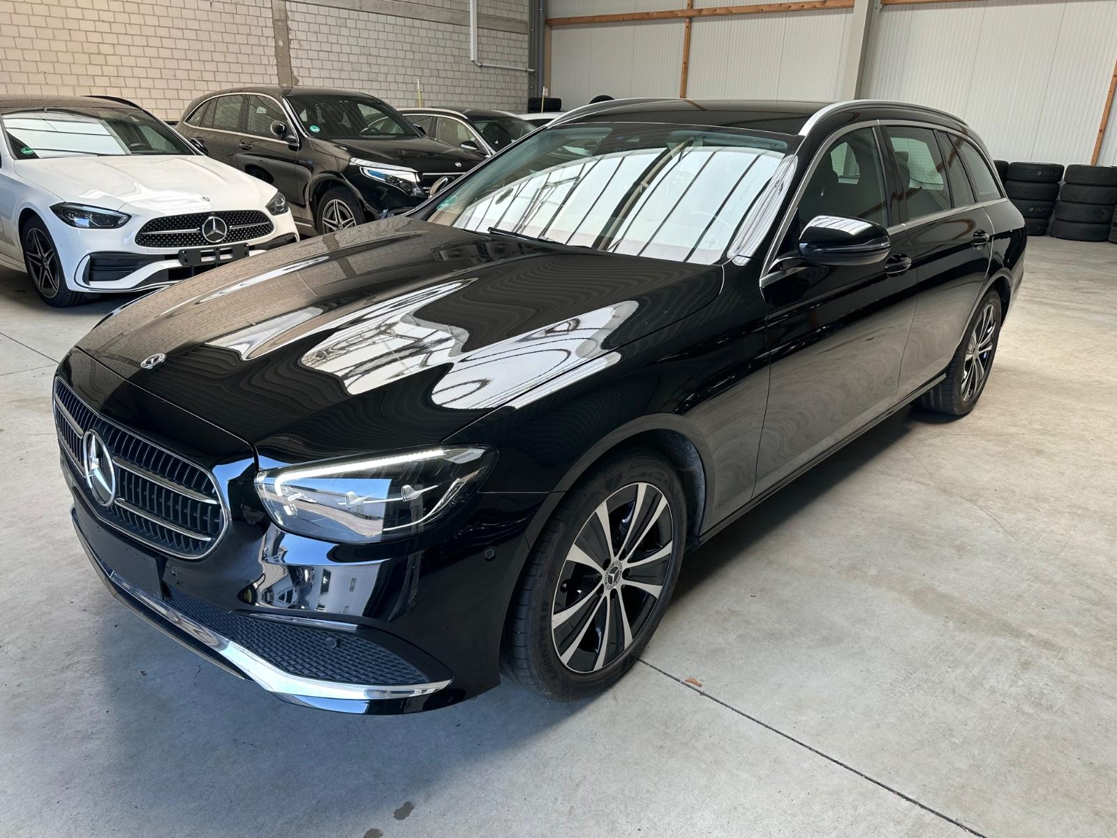 Mercedes-Benz E 300 e T Avantgarde AHK Kamera LED