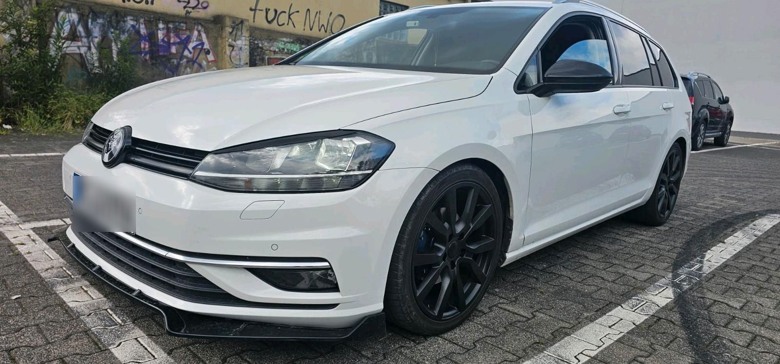 VW Golf