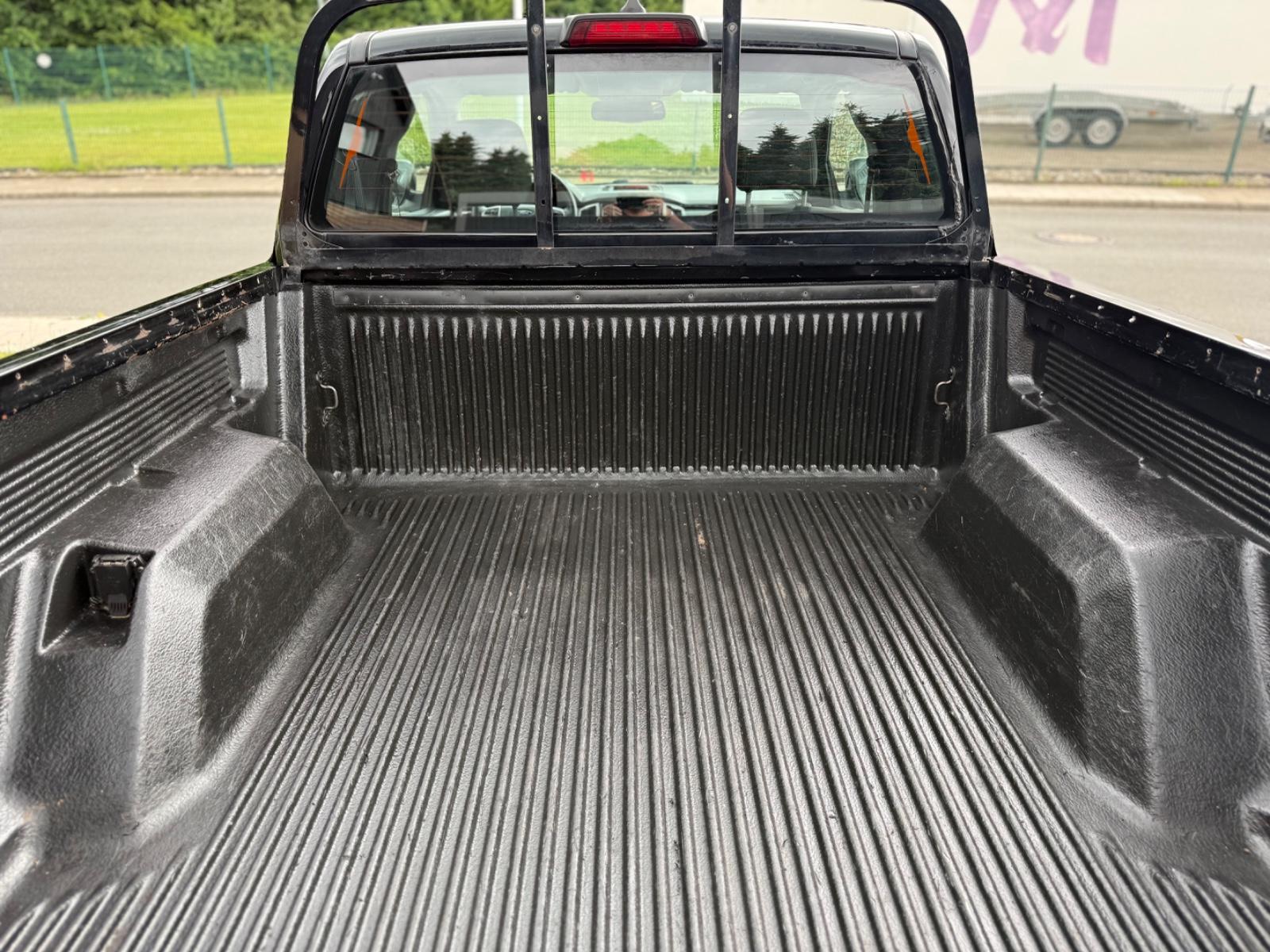 Ford Ranger XLT Extra Cab 2.0 TDCi 170 ch BVM 4x4 1ère main Attelage - TVA récup