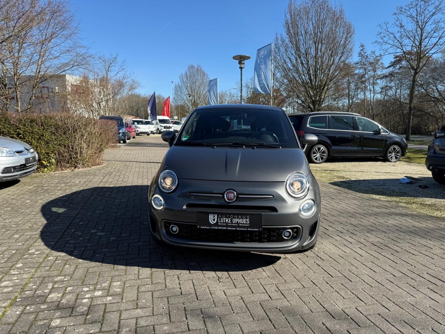 Fiat 500 S Navi CarPlay DAB Temp. PDC Kommission