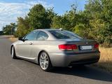 BMW 320  Coupe 320i M-Paket - BMW 320 aus 2010: Coupé, 320i