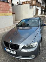BMW 330i Coupé N52 - BMW 330 mit Benzin-Antrieb: Coupe, Automatik