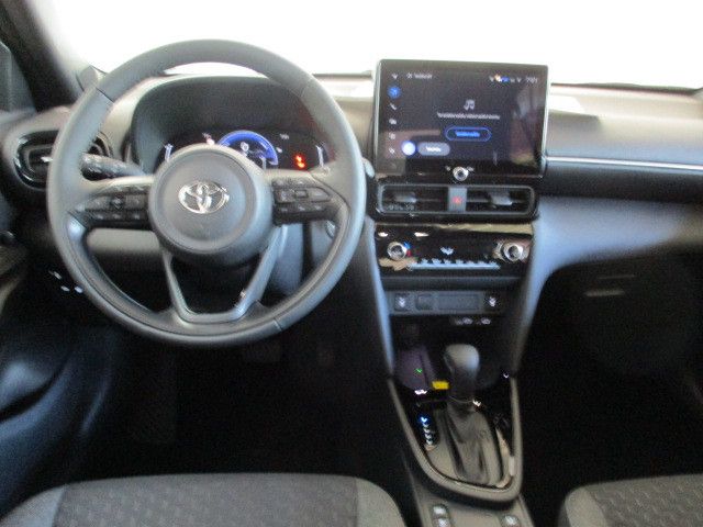 Fahrzeugabbildung Toyota Yaris Cross Hybrid FWD Teamplayer