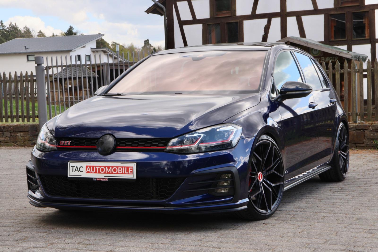 Volkswagen Golf VII Lim. GTI Performance PANO DCC