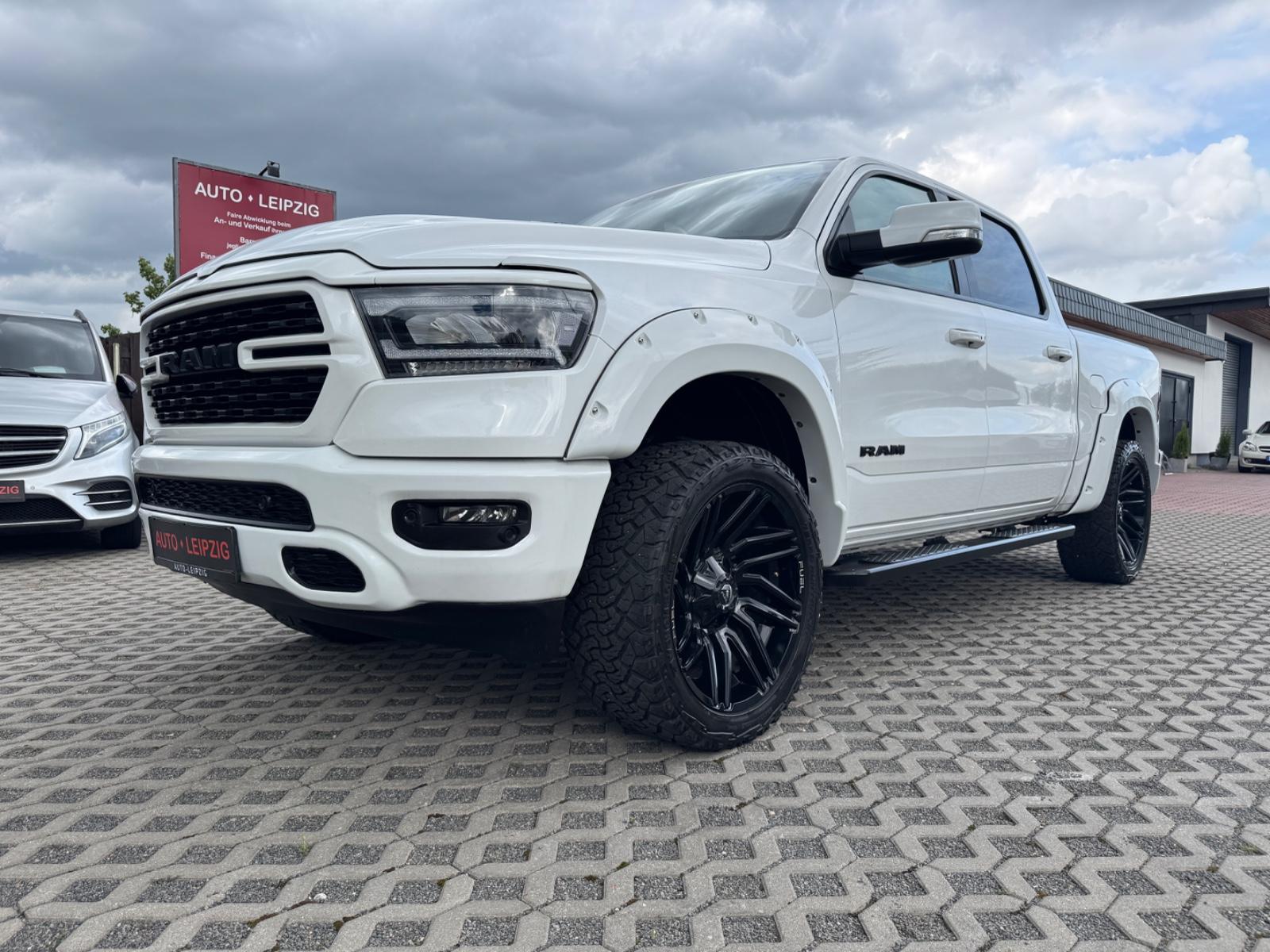 Dodge RAM 1500/5.7/4x4/Sport/Offroad,LED,Navi,RCam....
