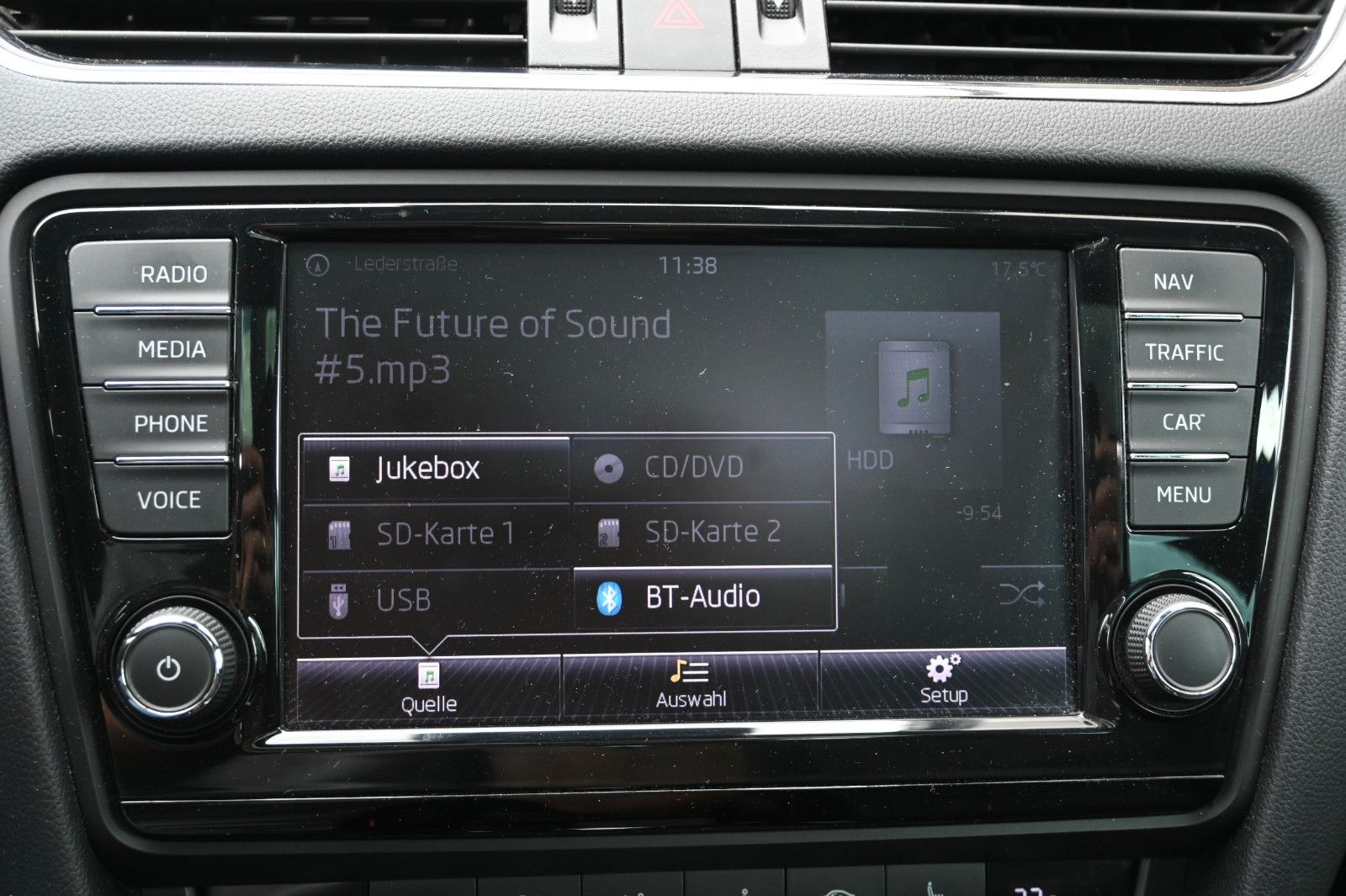 Fahrzeugabbildung SKODA Octavia 2.0 TDI Green tec DSG RS Combi °AHK°STHZ