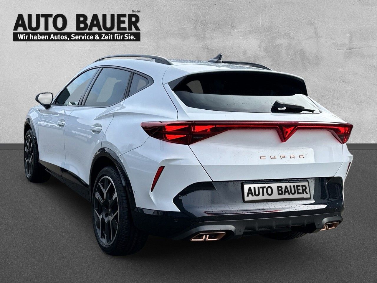 Fahrzeugabbildung CUPRA Formentor VZ 1.5 e-Hybrid 272 PS DSG - mit KI generiert/bearbeitet