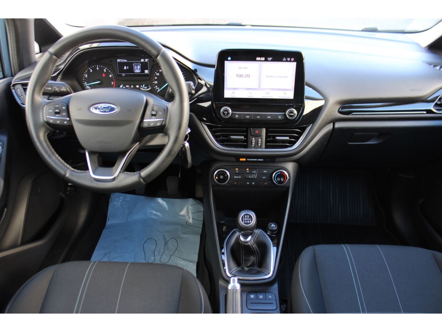 Fahrzeugabbildung Ford Fiesta Cool & Connect AppLink GRA PDC Winter-P.
