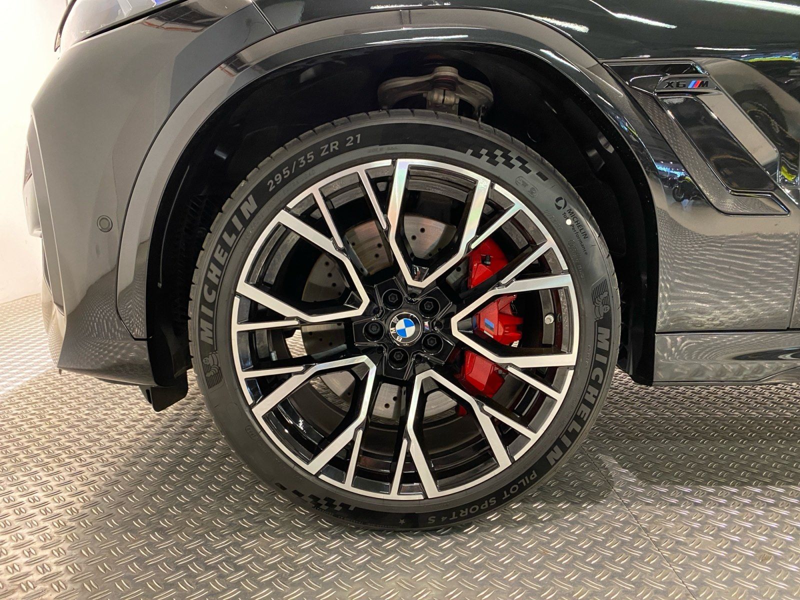 BMW X6 M - Bild 14