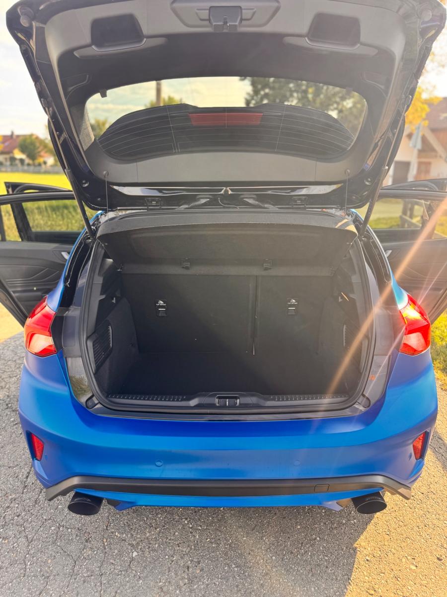 Ford Focus ST 2,3 EcoBoost 