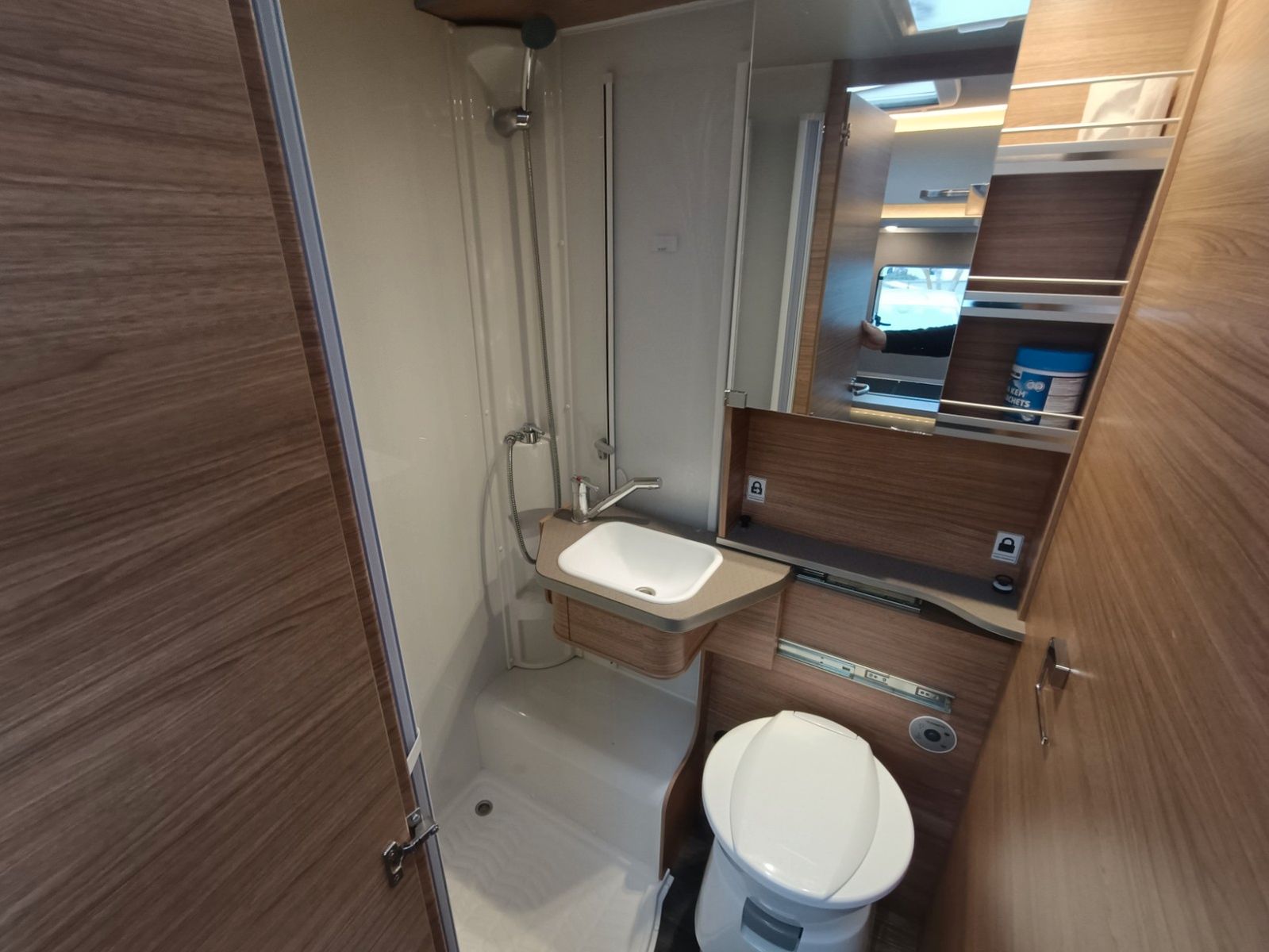 Fahrzeugabbildung Weinsberg CaraLoft 650MEG Ford*Automatik*Xenon*TV*TOP!