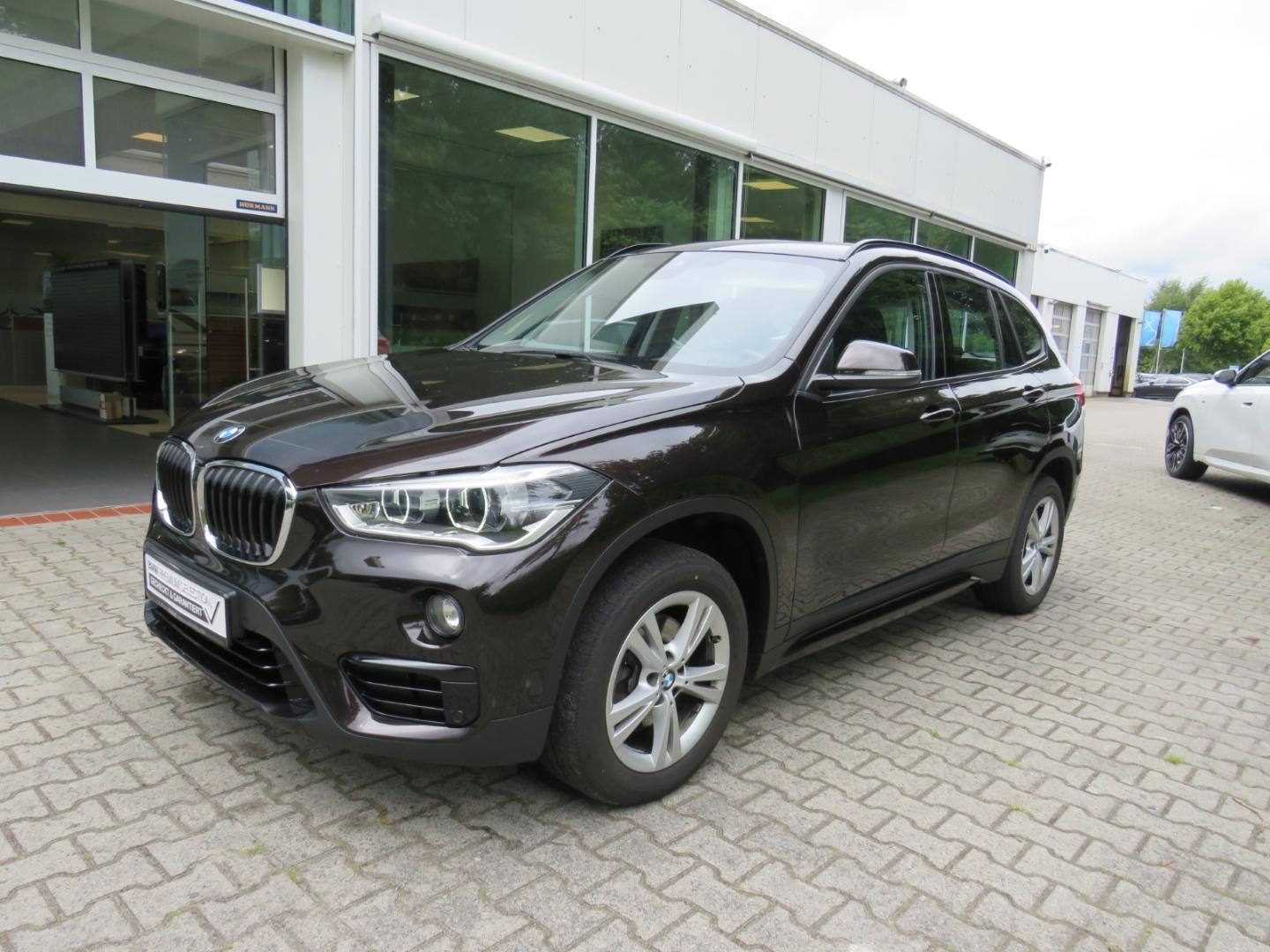 BMW X1 sdrive 18d Sport-Line  Pano RFK Navi AHK LED 